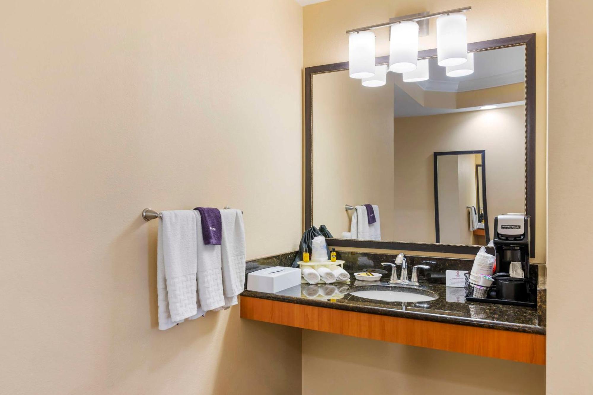 Best Western Plus Kingsland Exterior foto